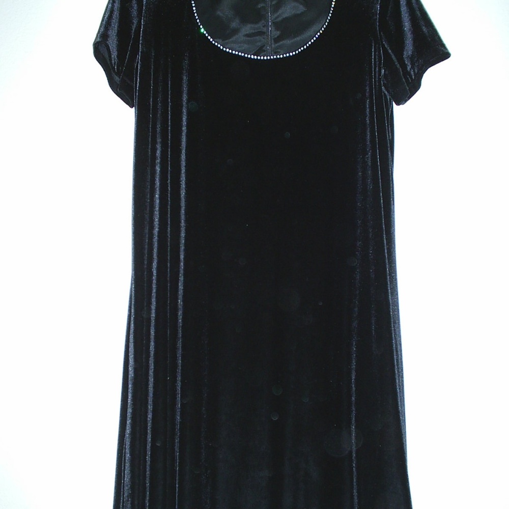 Special occasion holiday dress